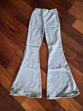 Forever 21 Light Wash High Rise Elastic Waist Flare Pants - Size XS